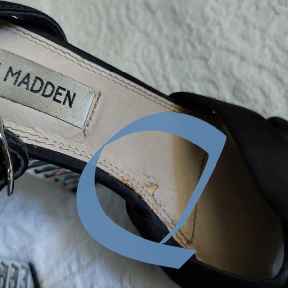 STEVE MADDEN ADELINE ANKLE STRAP PLATFORM W/ RHINESTONES - Picture 7 of 10